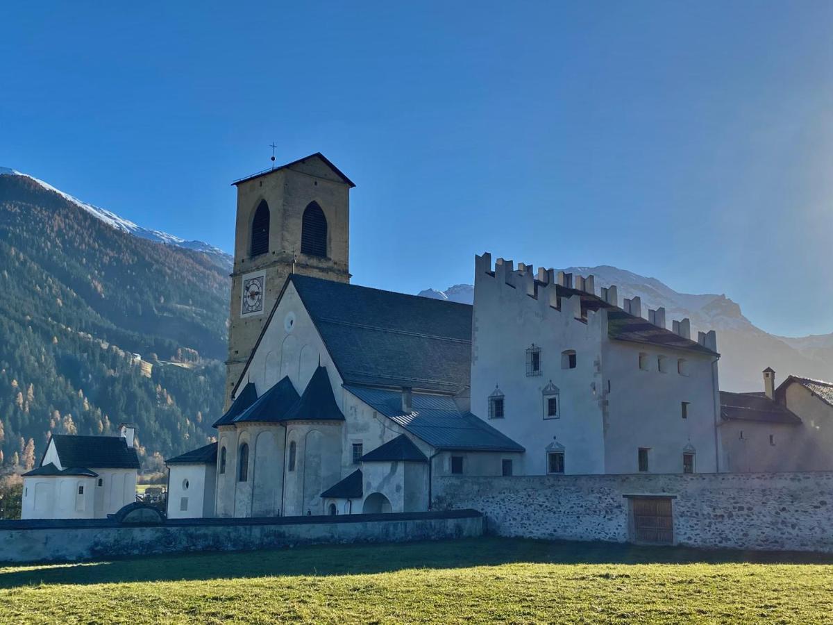 Hotel Helvetia Müstair Zewnętrze zdjęcie