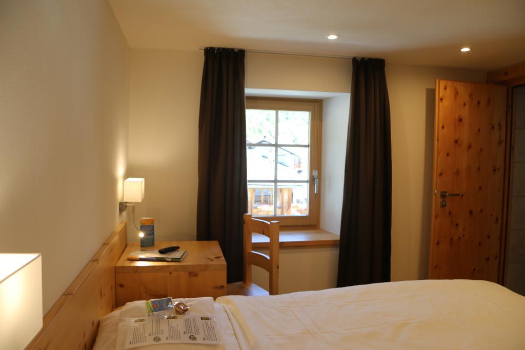 Hotel Helvetia Müstair Zewnętrze zdjęcie