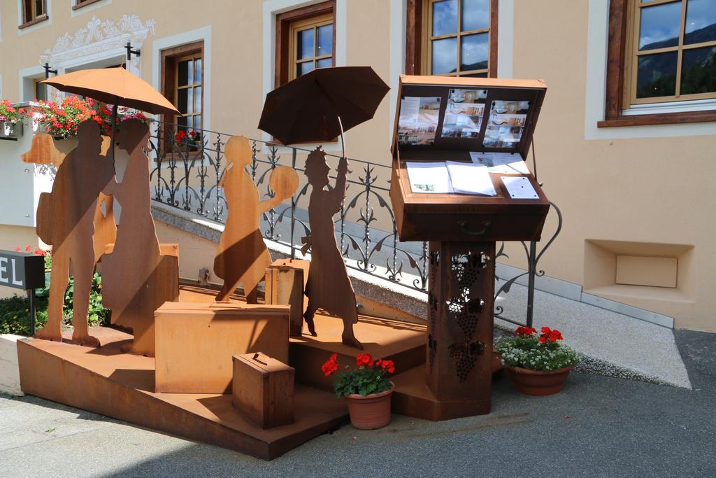 Hotel Helvetia Müstair Zewnętrze zdjęcie